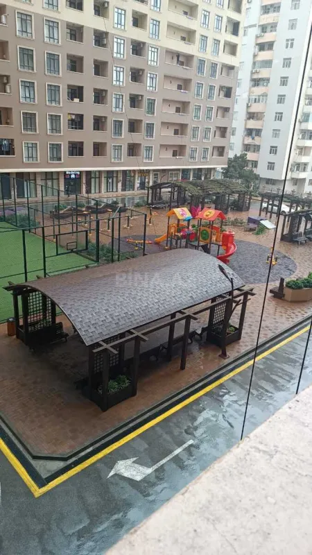 Kirayə verilir 2 otaqlı mənzil 70 m²