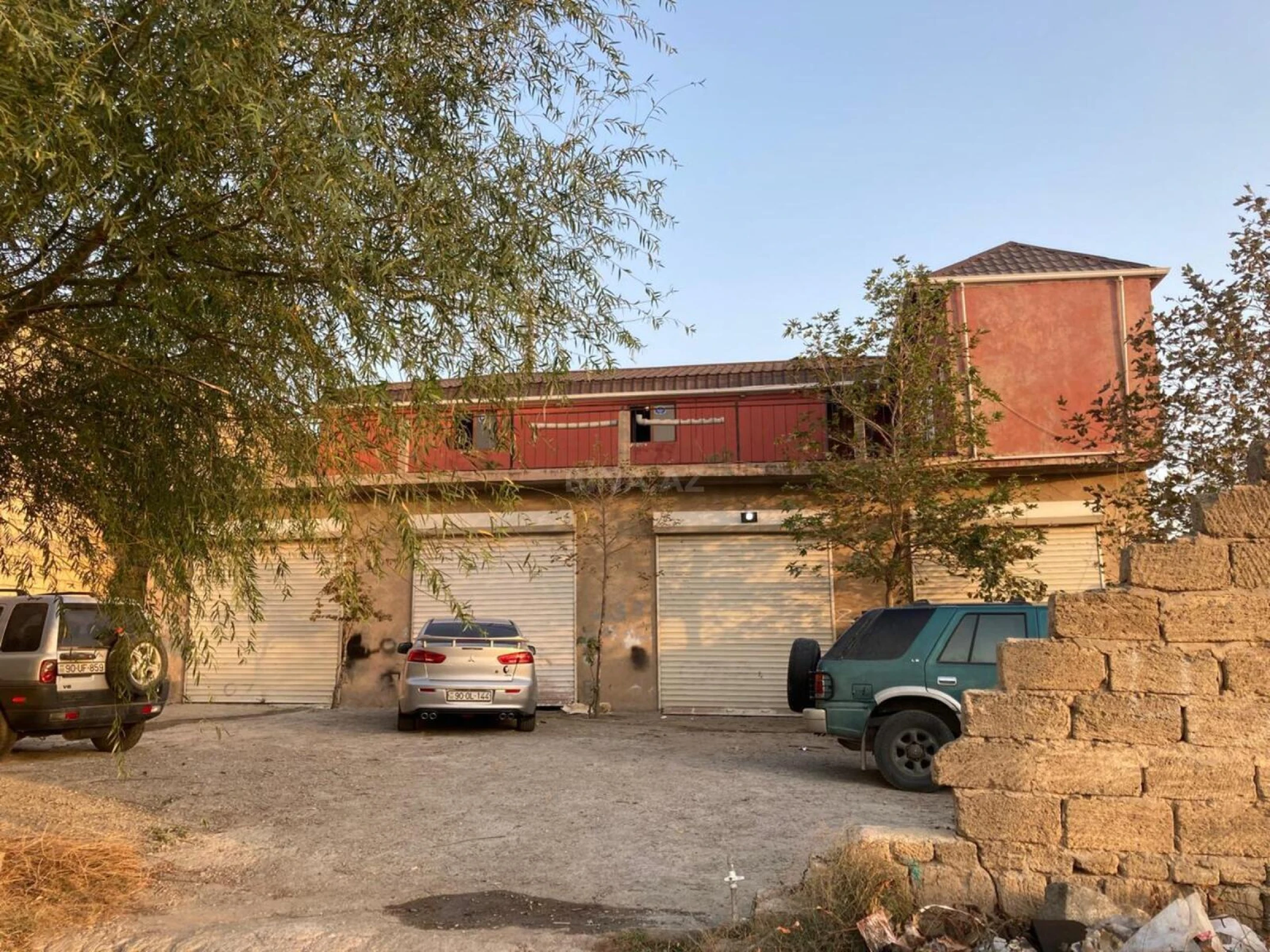 Satılır obyekt 465 m²