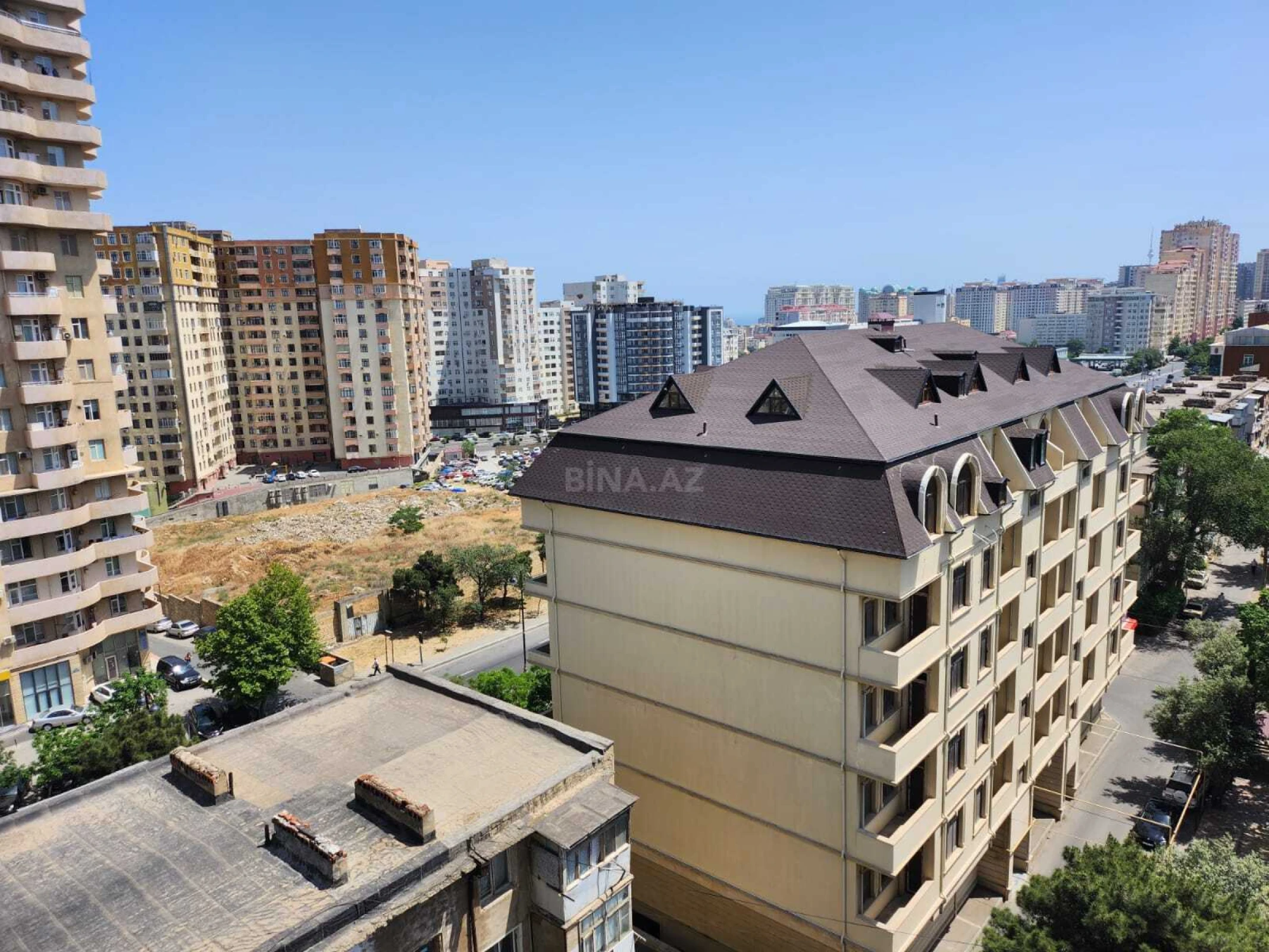 Satılır 2 otaqlı mənzil 88 m²