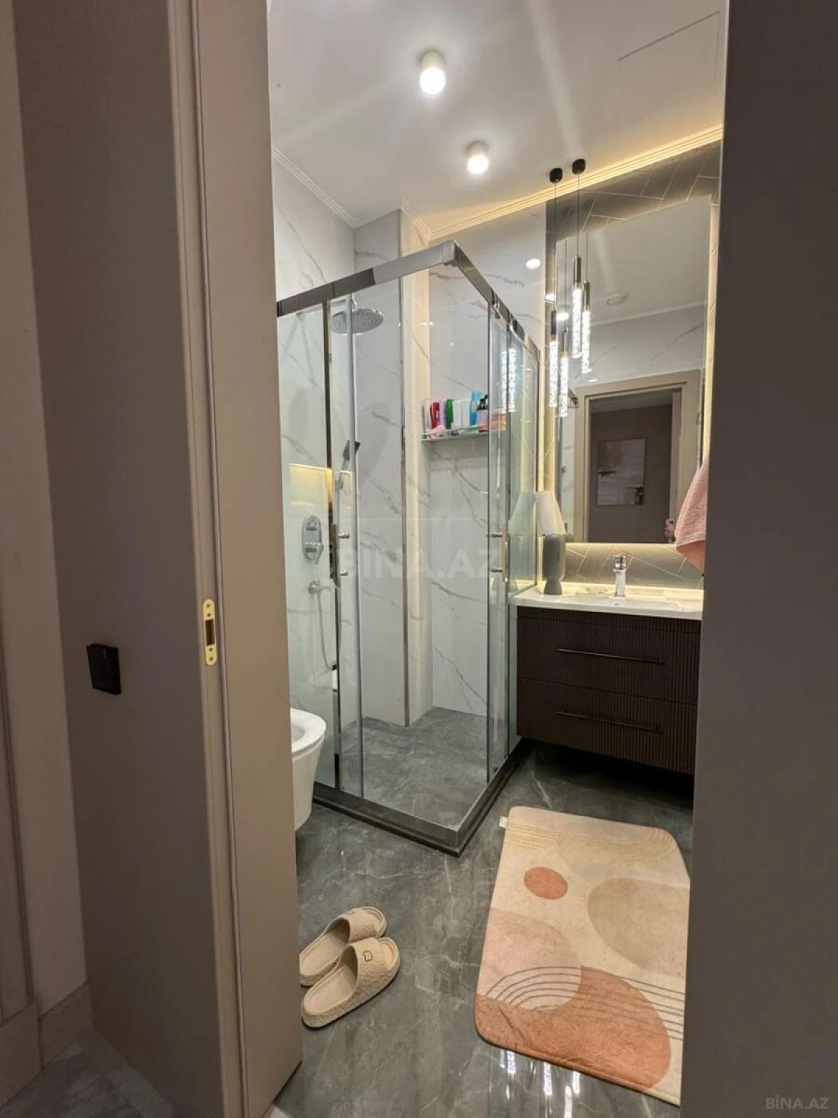 Satılır 3 otaqlı mənzil 110 m²