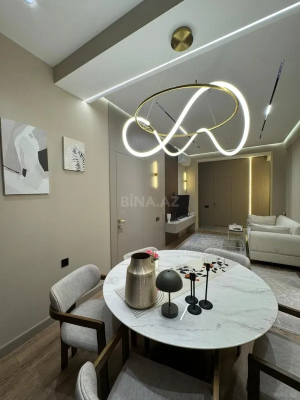 Satılır 3 otaqlı mənzil 110 m²