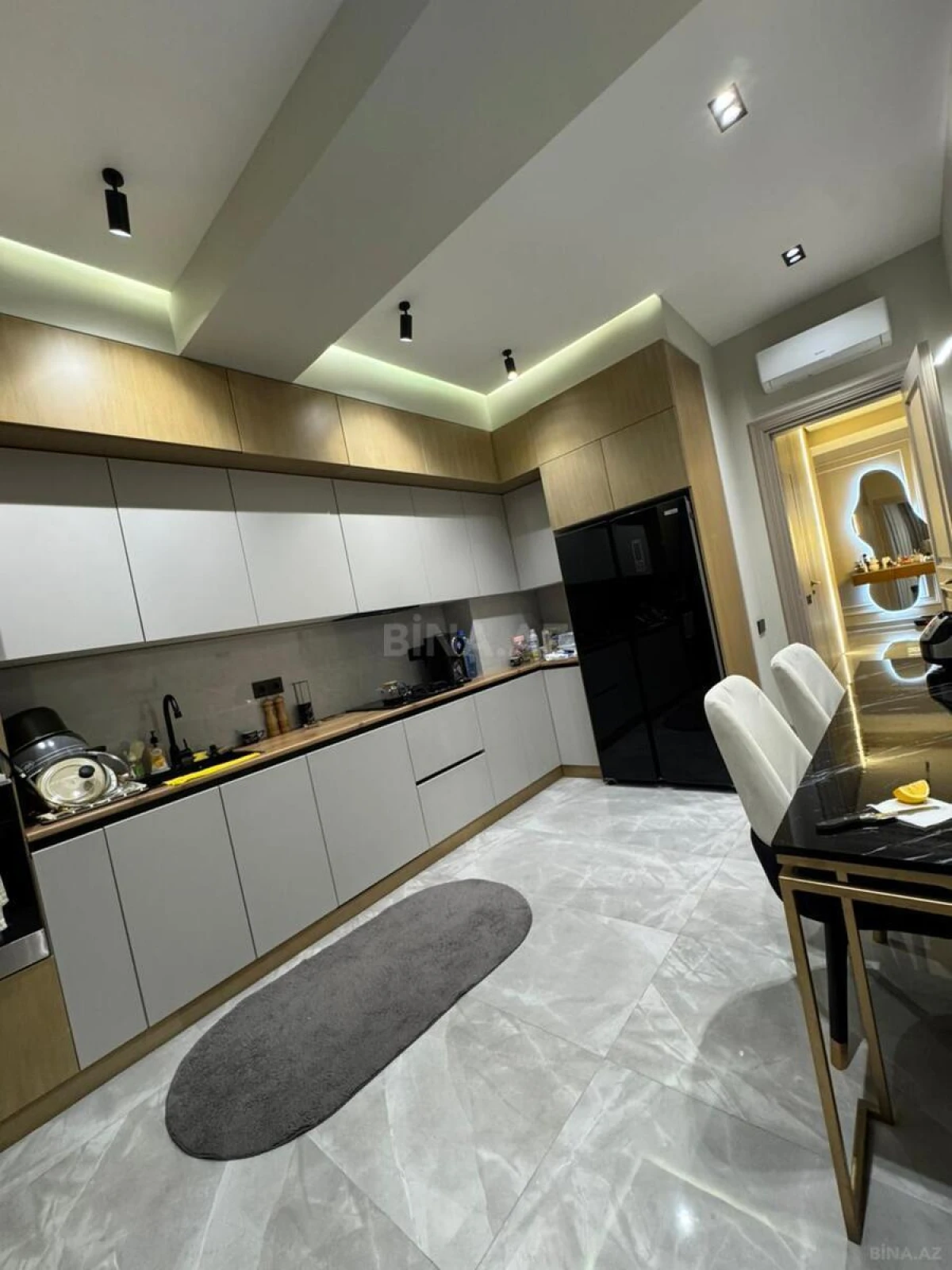 Satılır 3 otaqlı mənzil 110 m²