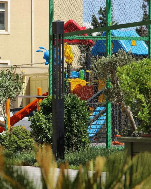 Satılır 3 otaqlı mənzil 110 m²