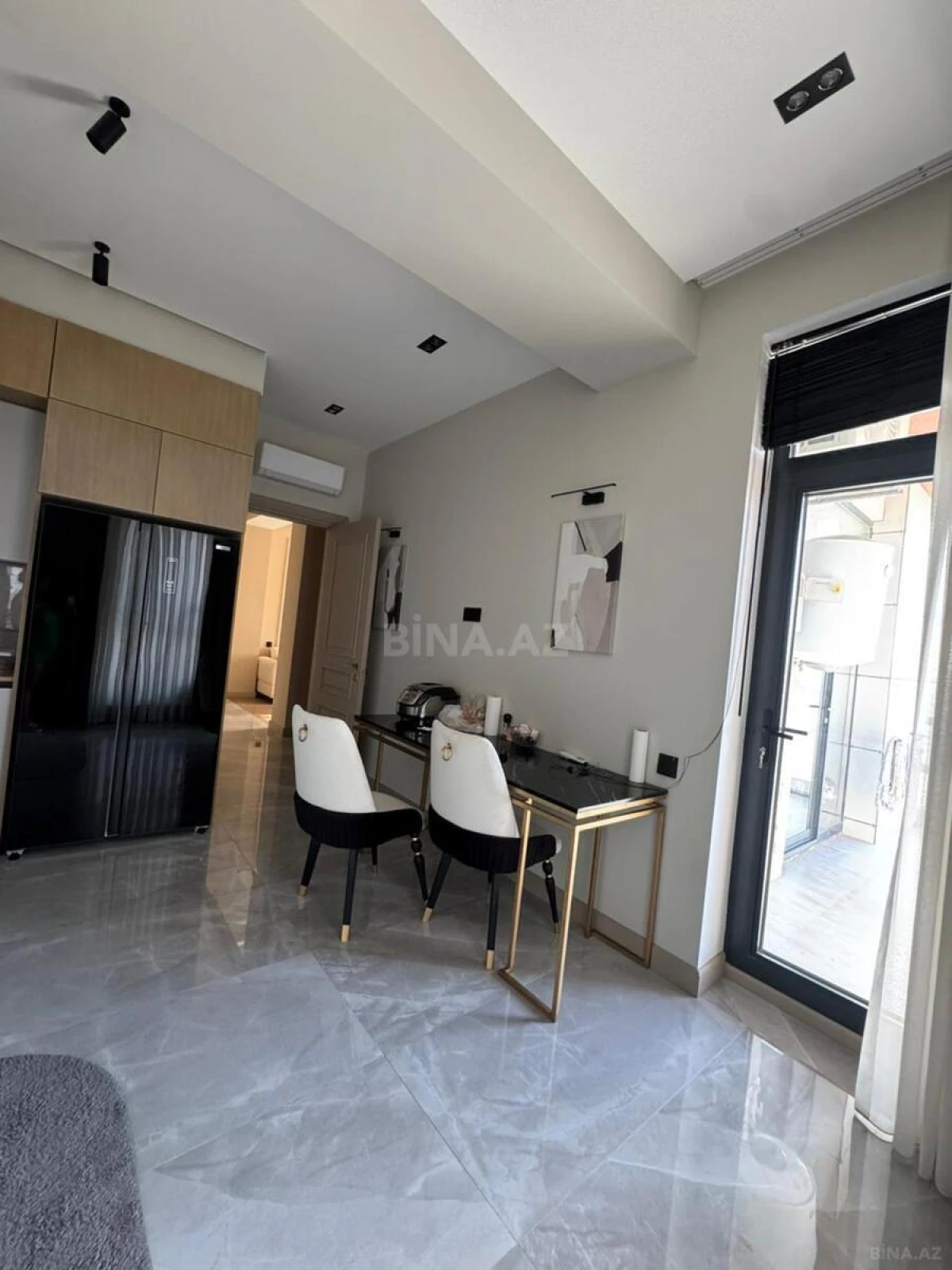 Satılır 3 otaqlı mənzil 110 m²
