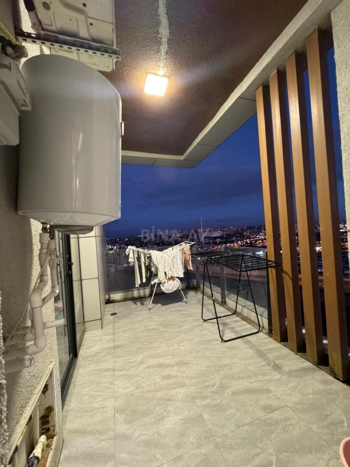 Satılır 3 otaqlı mənzil 110 m²