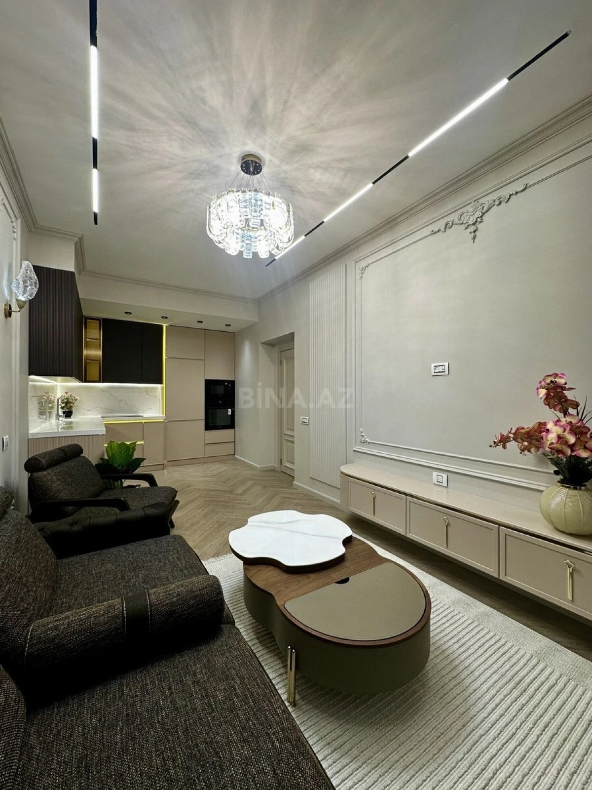 Satılır 3 otaqlı mənzil 99 m²