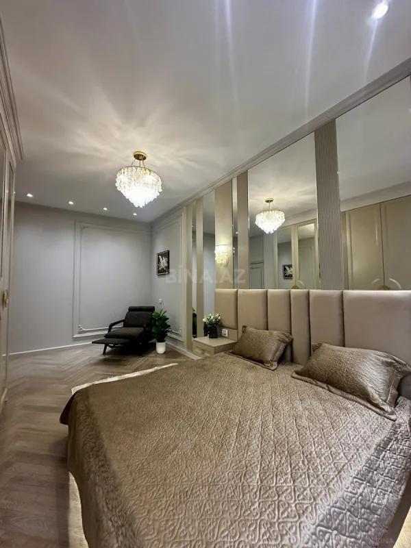 Satılır 3 otaqlı mənzil 99 m²