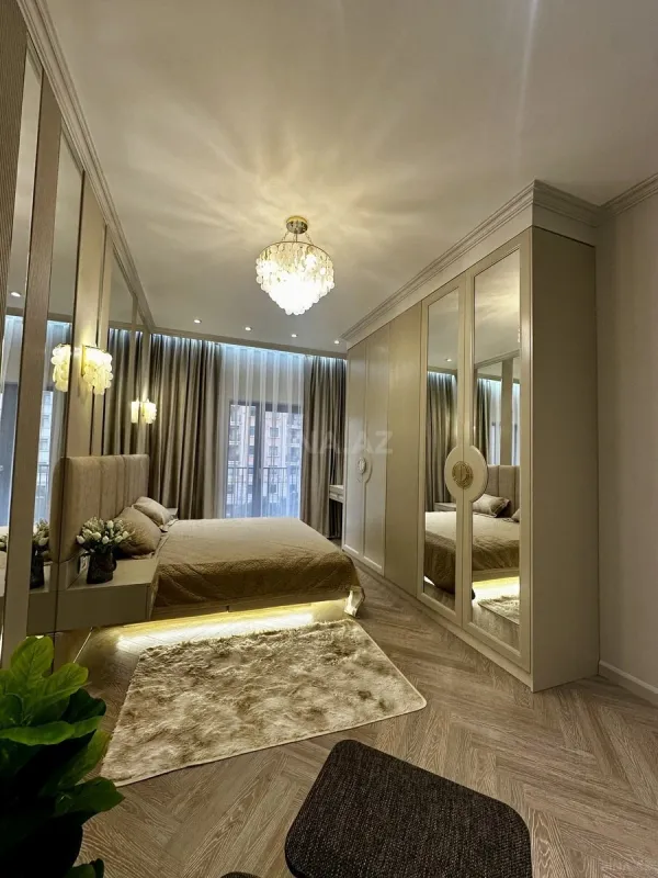 Satılır 3 otaqlı mənzil 99 m²
