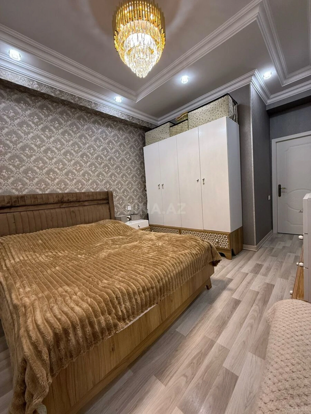 Satılır 3 otaqlı mənzil 96.2 m²