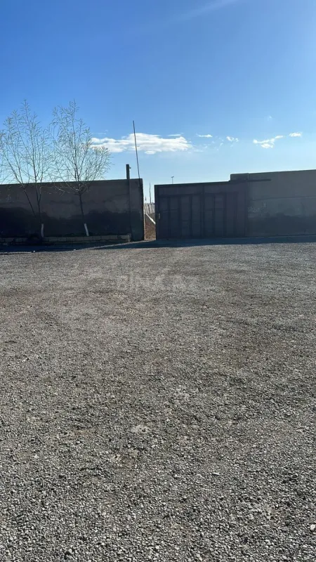 Satılır obyekt 2800 m²