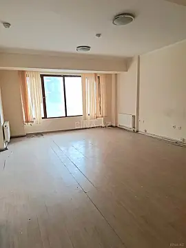 Kirayə verilir 15 otaqlı ofis 500 m² — Bakı 15 otaq 500.00 m²