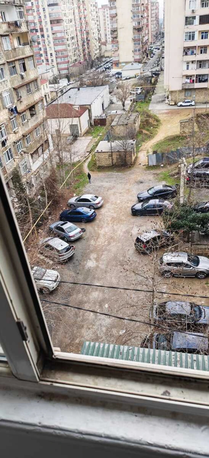 Satılır 2 otaqlı mənzil 42 m²