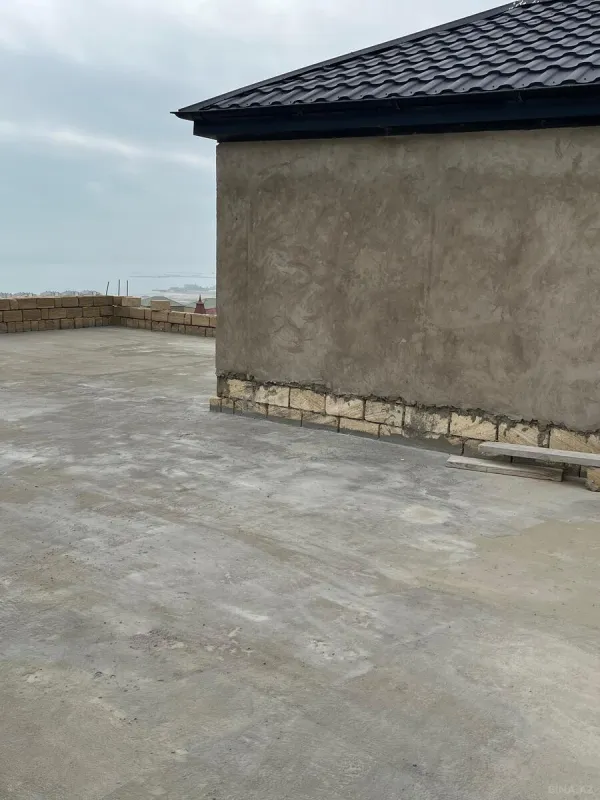 Satılır 6 otaqlı həyət evi 350 m²