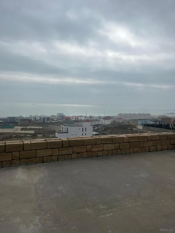 Satılır 6 otaqlı həyət evi 350 m²