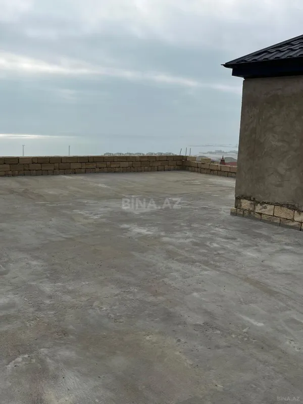 Satılır 6 otaqlı həyət evi 350 m²
