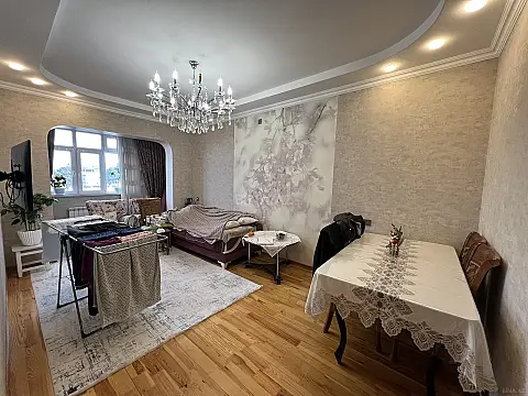 Satılır 3 otaqlı mənzil 80 m² — Bakı, Həzi Aslanov qəs. 3 otaq 80.00 m²