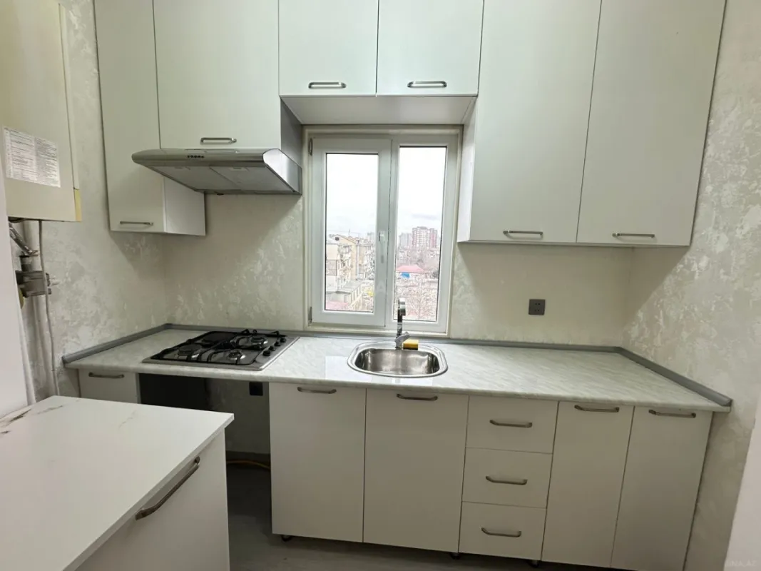 Satılır 2 otaqlı mənzil 47 m²