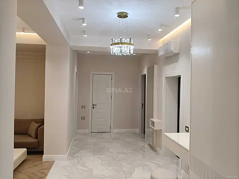 Kirayə verilir 3 otaqlı mənzil 115 m²
