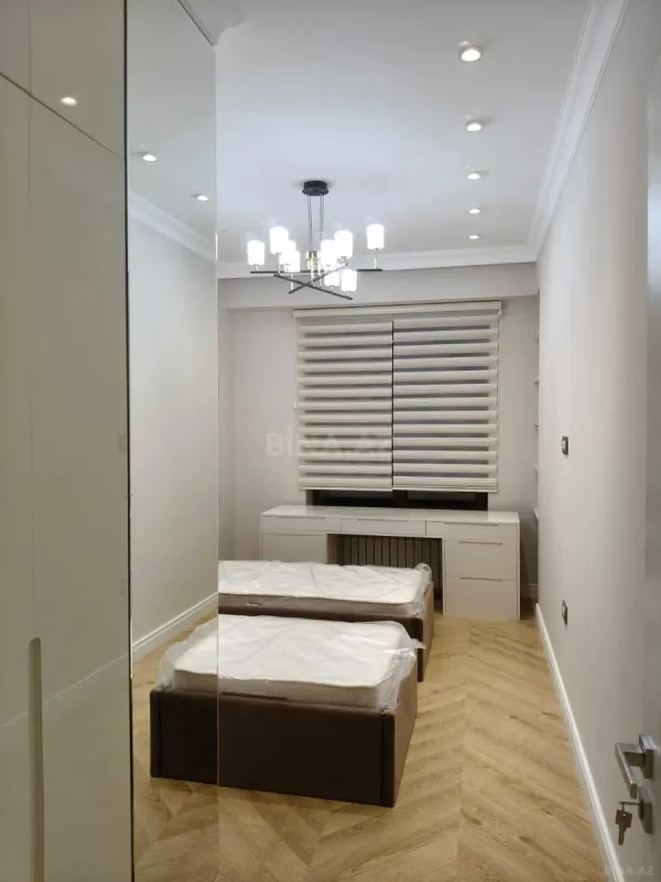 Kirayə verilir 3 otaqlı mənzil 115 m²