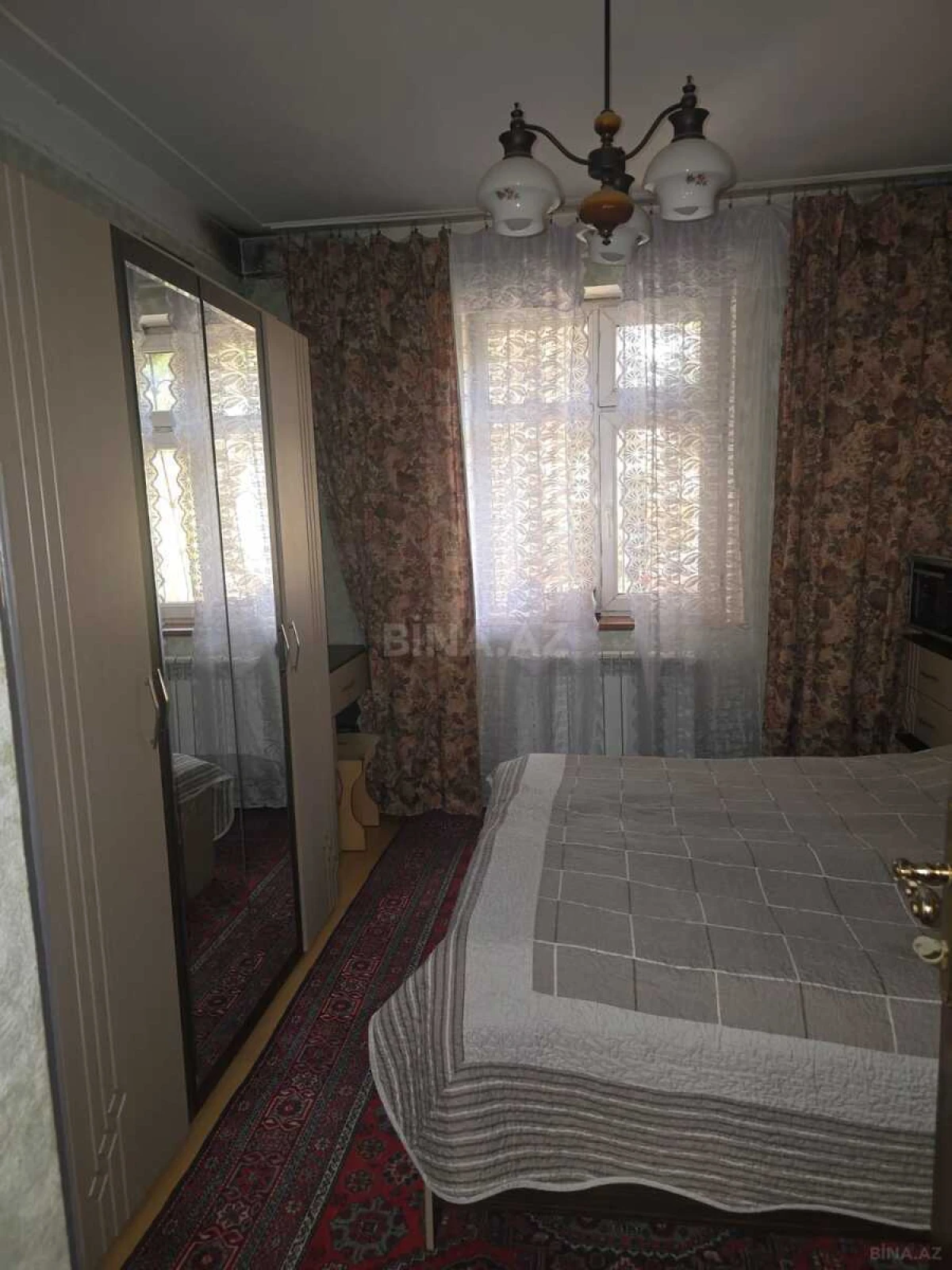 Satılır 4 otaqlı mənzil 90 m²