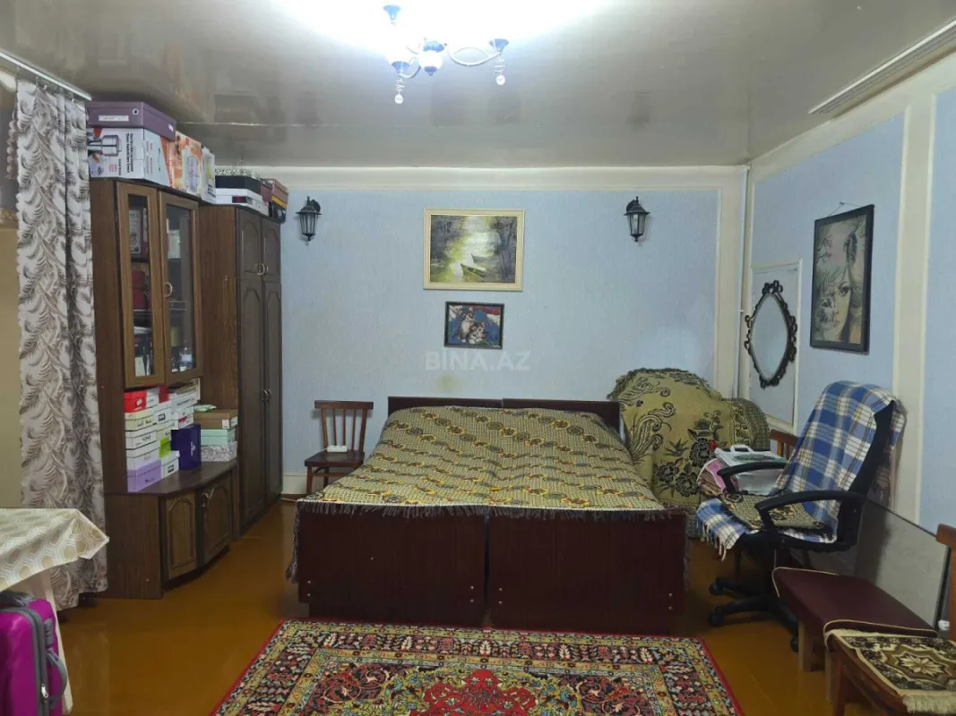 Satılır 4 otaqlı mənzil 90 m²