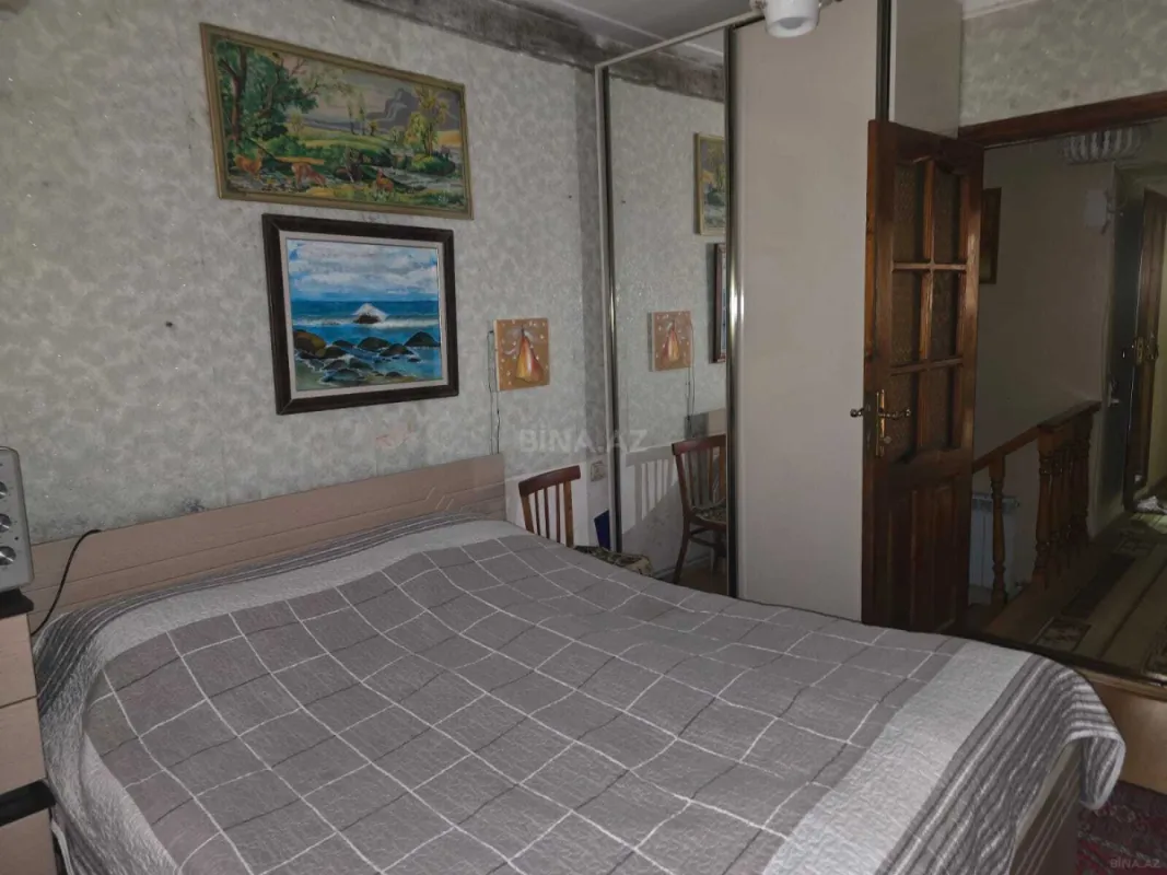Satılır 4 otaqlı mənzil 90 m²