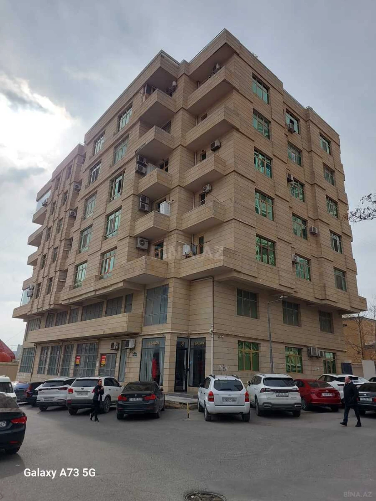 Satılır obyekt 136 m²