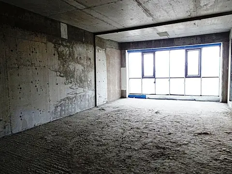 Satılır obyekt 136 m²