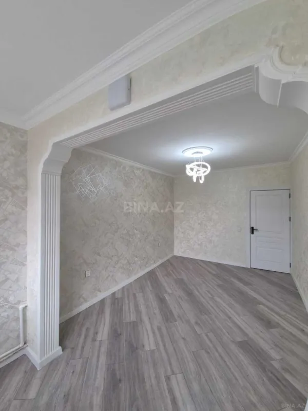 Satılır 4 otaqlı mənzil 100 m²