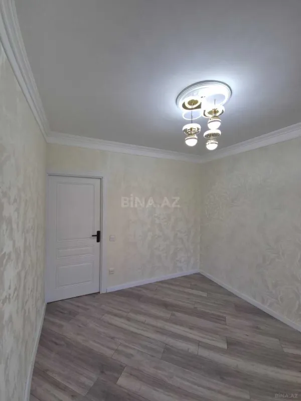 Satılır 4 otaqlı mənzil 100 m²