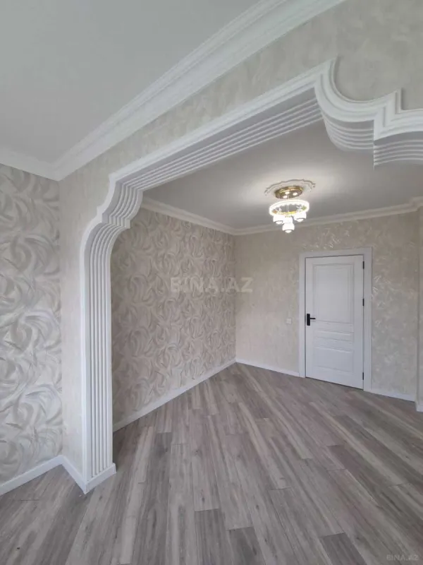 Satılır 4 otaqlı mənzil 100 m²