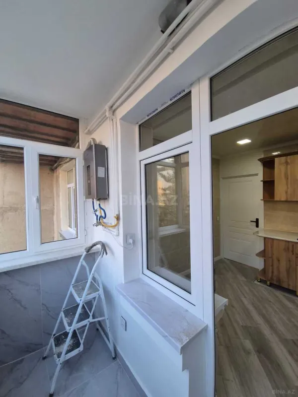 Satılır 4 otaqlı mənzil 100 m²