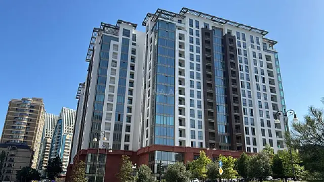 Satılır 3 otaqlı mənzil 112 m²
