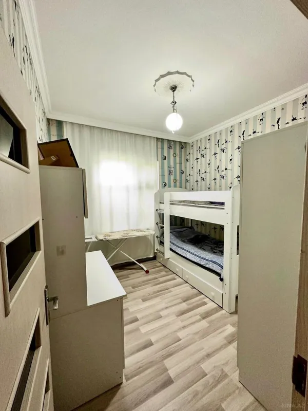 Satılır 4 otaqlı həyət evi 135 m²