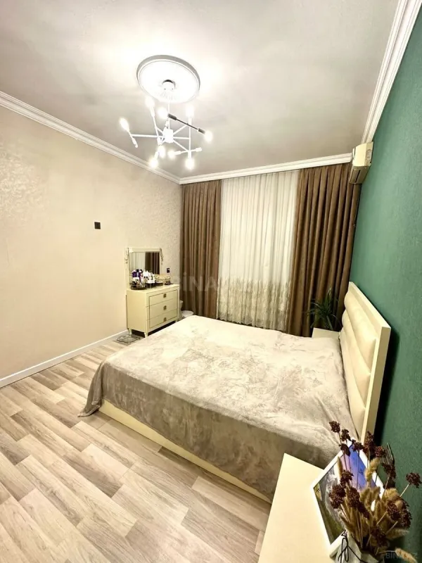 Satılır 4 otaqlı həyət evi 135 m²