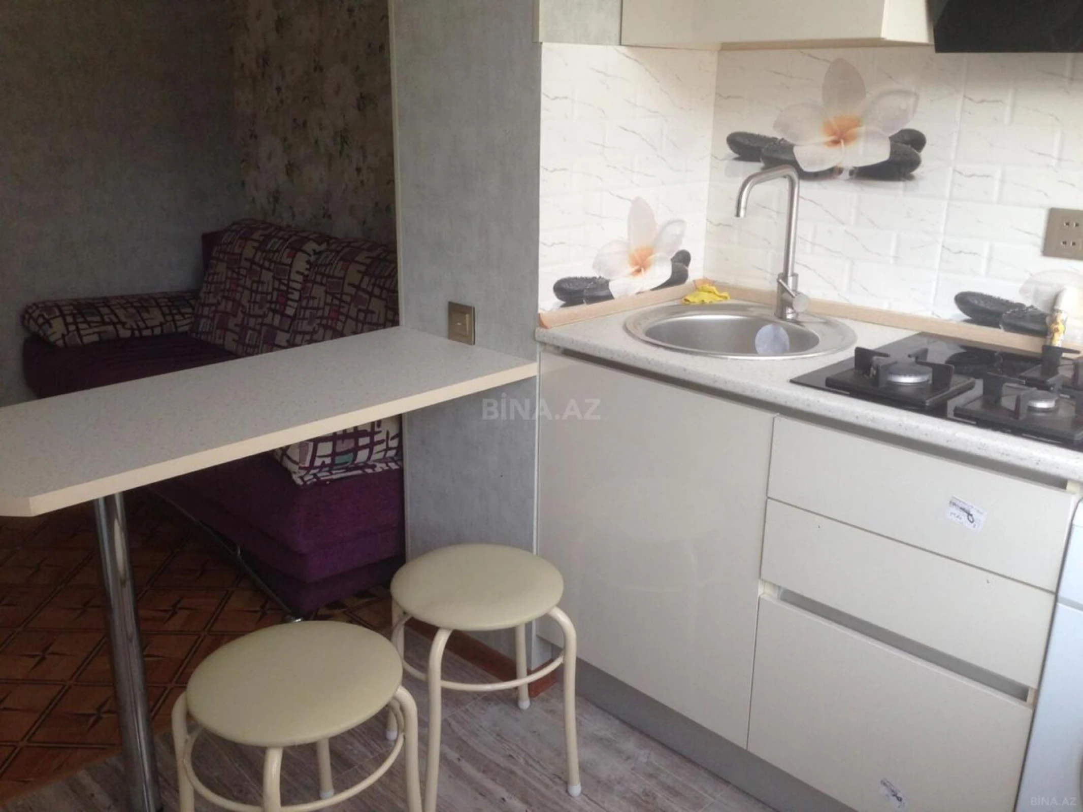Kirayə verilir 2 otaqlı mənzil 55 m²