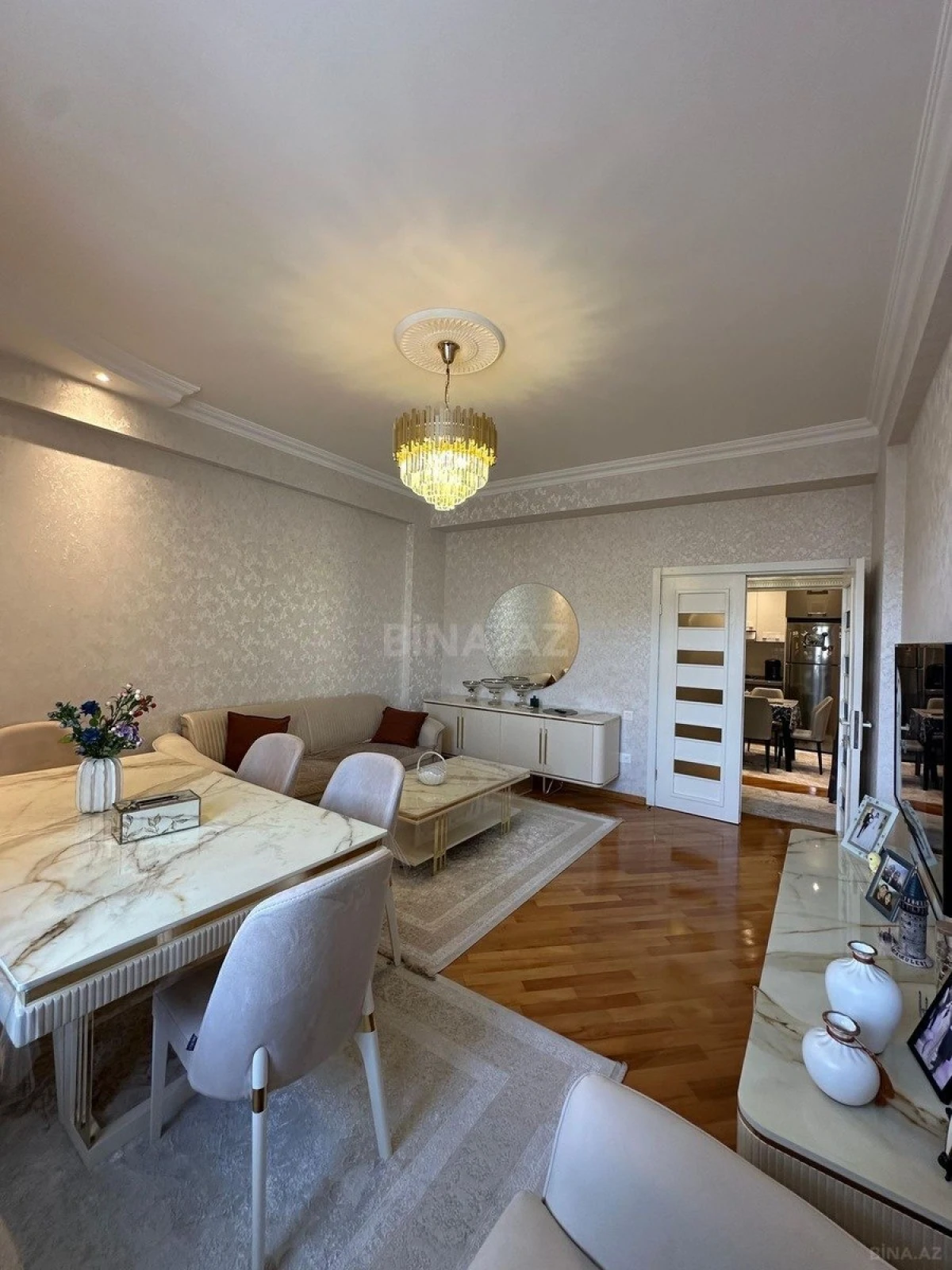 Satılır 2 otaqlı mənzil 60 m²
