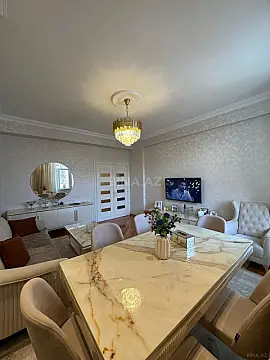 Satılır 2 otaqlı mənzil 60 m²
