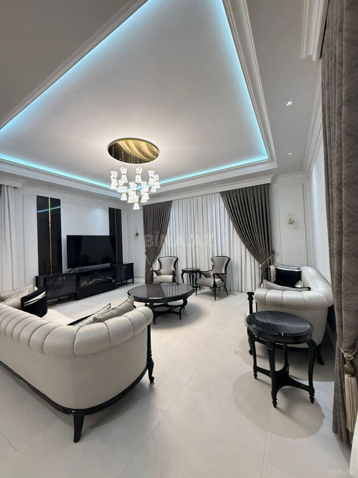 Kirayə verilir 6 otaqlı həyət evi 500 m²