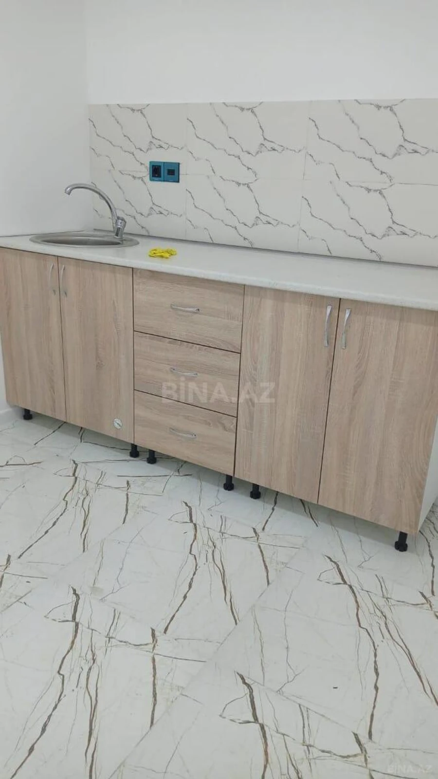 Satılır obyekt 75 m²