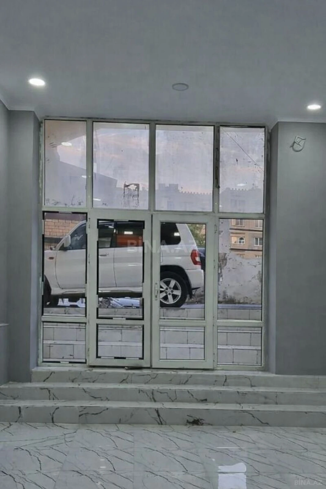 Satılır obyekt 75 m²