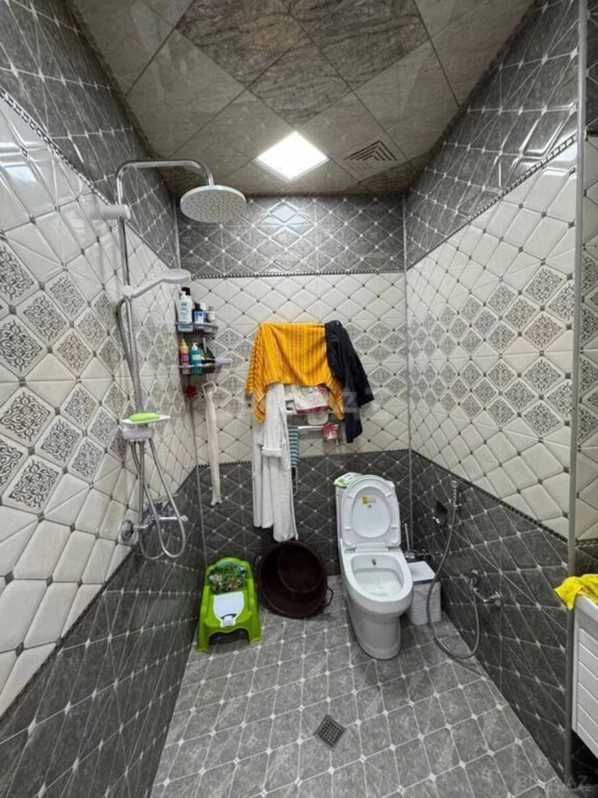 Satılır 2 otaqlı mənzil 85 m²