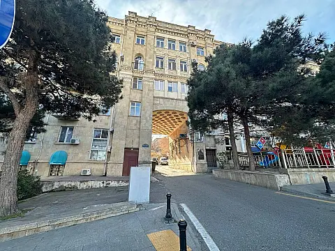 Kirayə verilir 2 otaqlı mənzil 65 m² — Bakı, İçərişəhər 2 otaq 65.00 m²