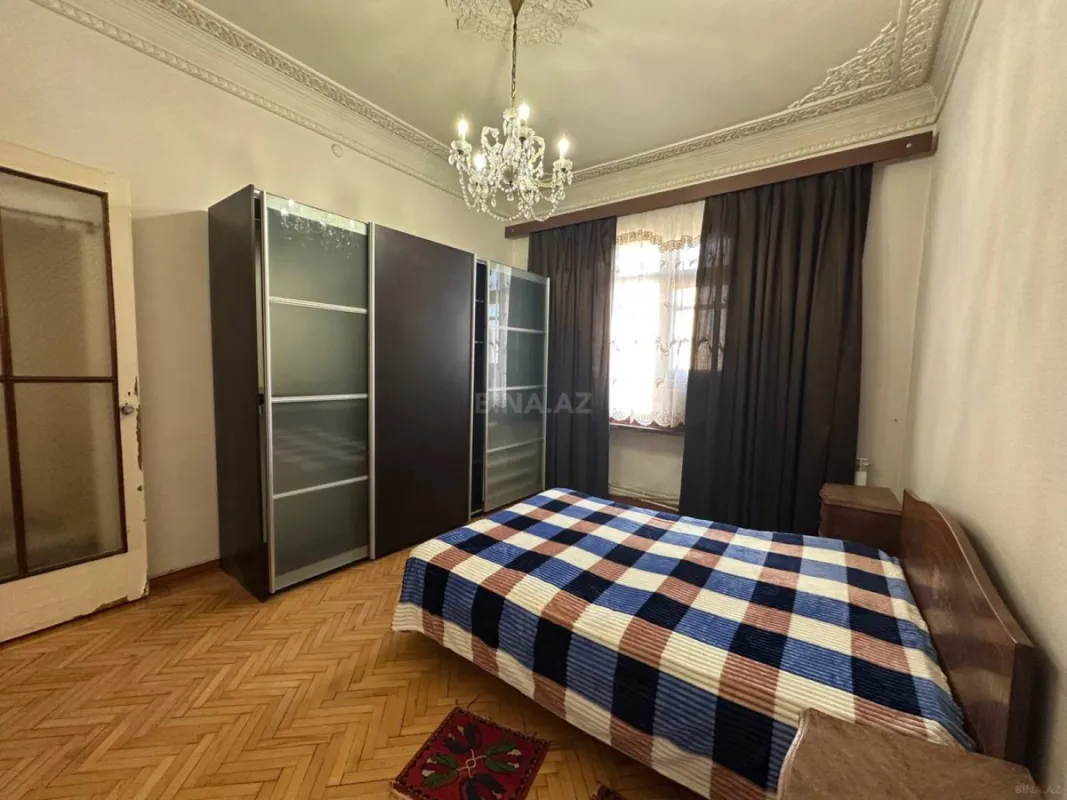 Kirayə verilir 2 otaqlı mənzil 65 m²