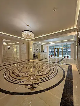 Satılır 4 otaqlı mənzil 232 m²