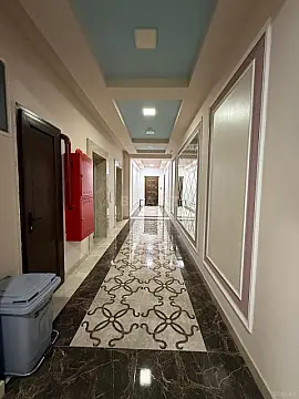 Satılır 4 otaqlı mənzil 232 m²