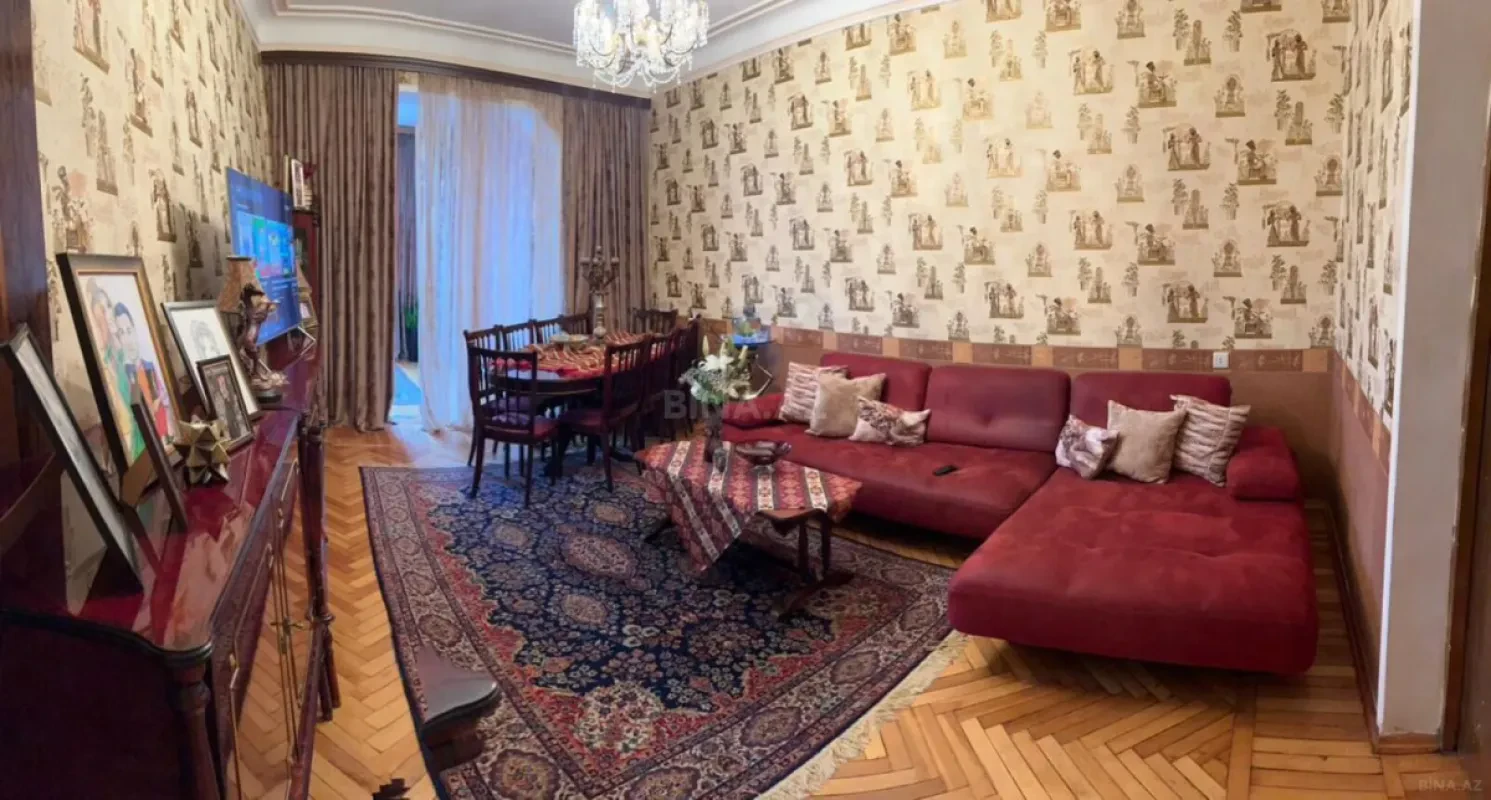Satılır 4 otaqlı mənzil 99 m²