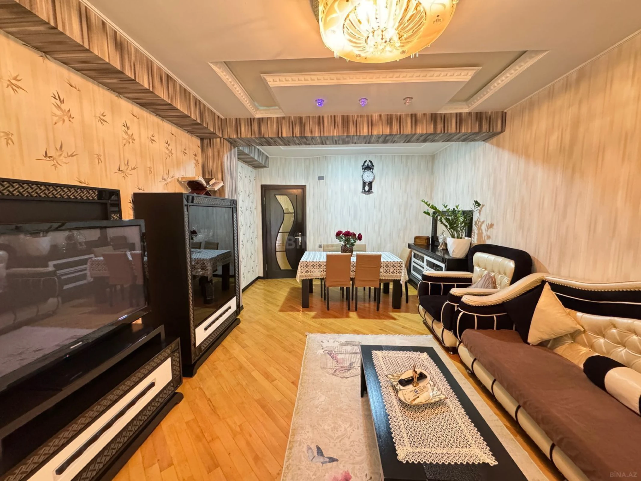 Satılır 3 otaqlı mənzil 120 m²