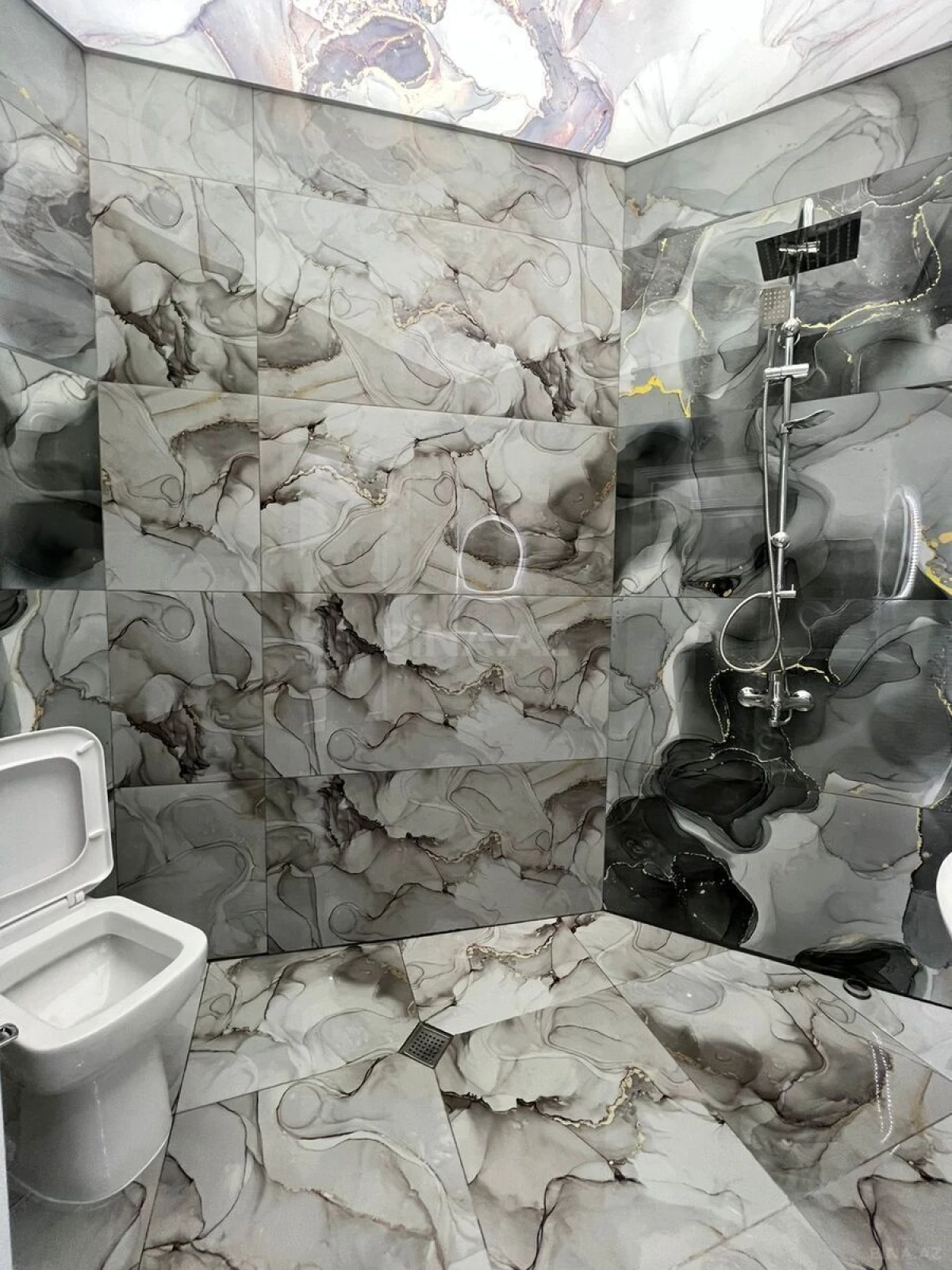 Satılır 2 otaqlı mənzil 52 m²