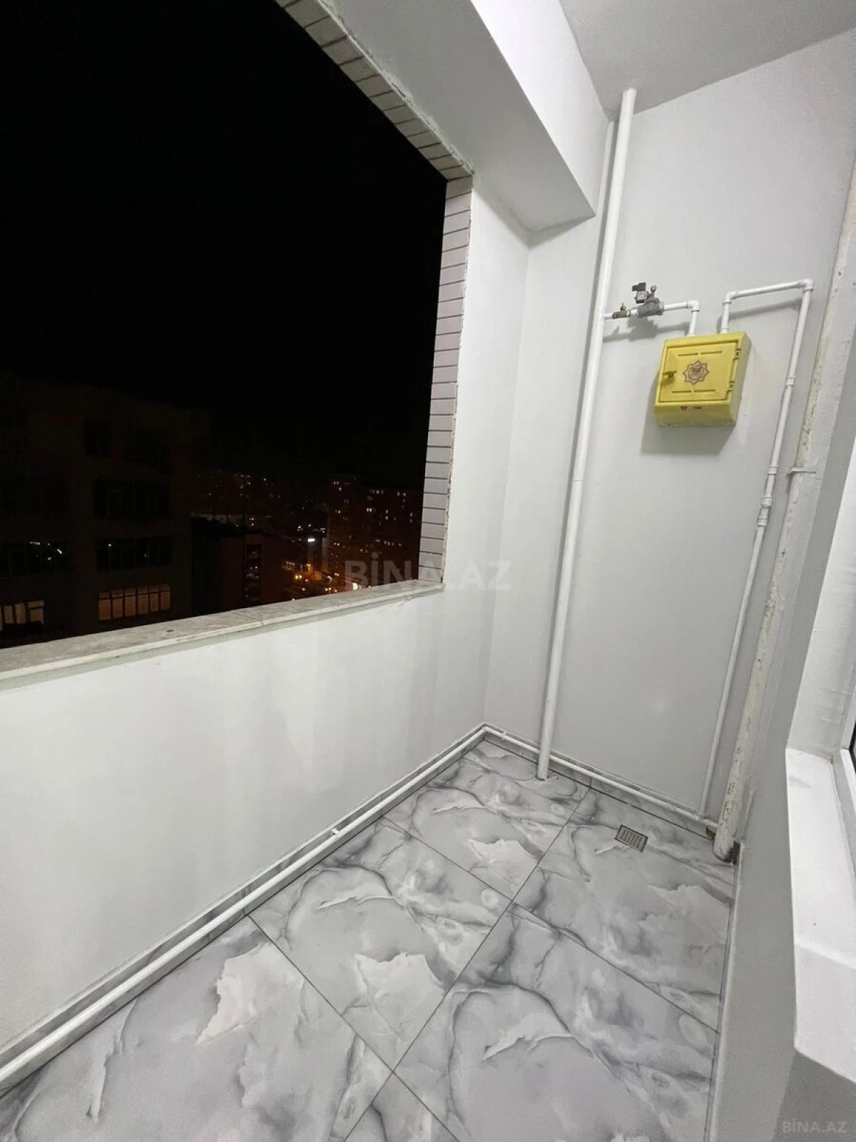 Satılır 2 otaqlı mənzil 52 m²